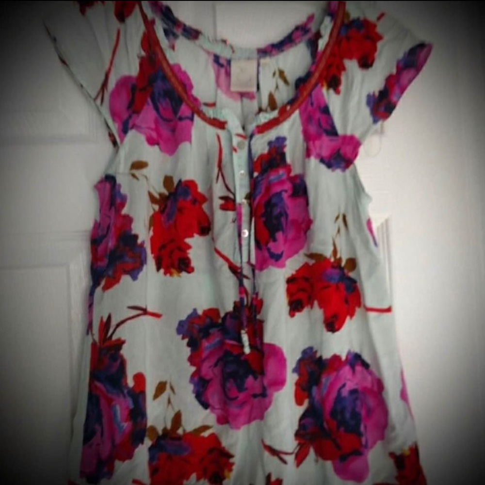 Anthropologie rare By Eloise light blue contrast floral boho shirt